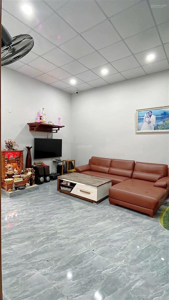 Nhà phố ngang 9m mặt tiền đường phong châu  giáp vcn phước hải giá 52tr/m2  10 tỷ 950