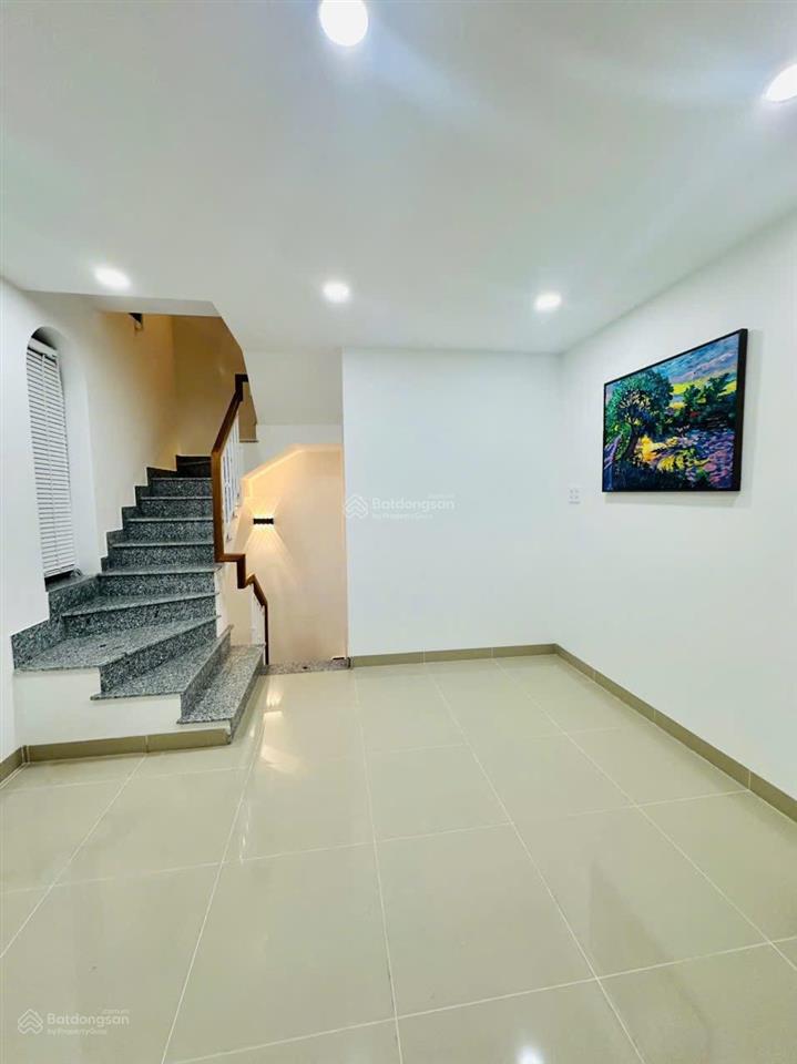 Bán nhà góc 4 tầng, góc đường âu cơ và lê chân, phường tân tiến, nha trang. giá 9 tỷ