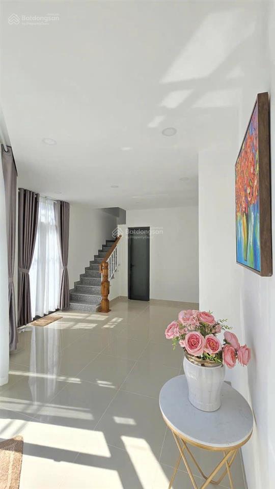 Bán nhà góc 4 tầng, góc đường âu cơ và lê chân, phường tân tiến, nha trang. giá 9 tỷ