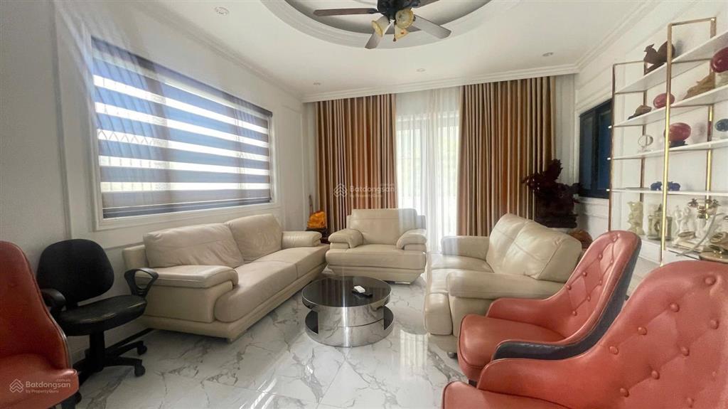 Bán biệt thự khu đô thị ven sông tắc nha trang . full nội thất . 361m2 giá 23,5 tỷ