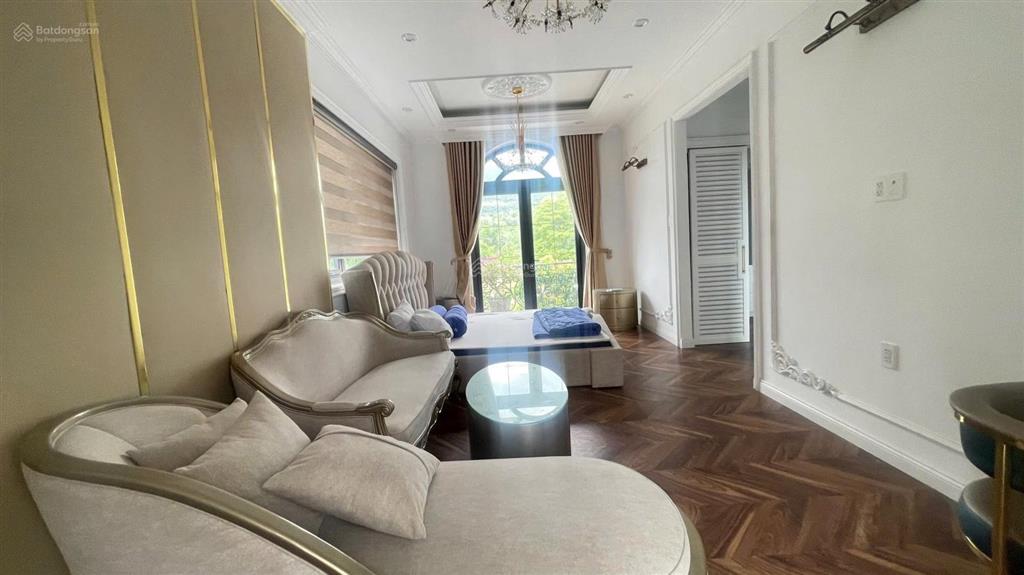 Bán biệt thự khu đô thị ven sông tắc nha trang . full nội thất . 361m2 giá 23,5 tỷ