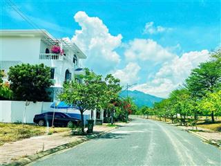 Bán lô đất kđt ven sông tắc vĩnh thái nha trang hòn một 300m2 hướng sông