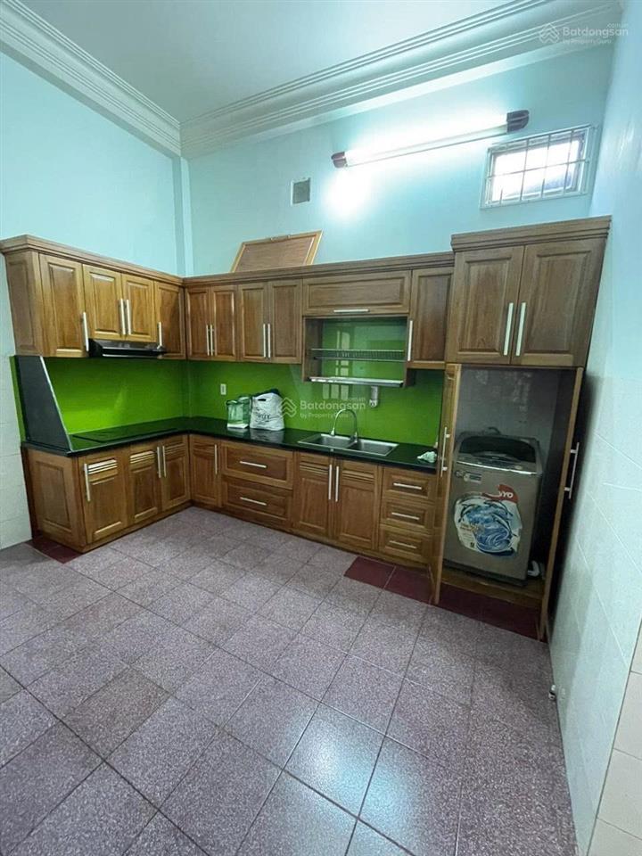 Cần bán gấp nhà 2 tầng hẻm ô tô đường đặng tất  vĩnh phước, nha trang