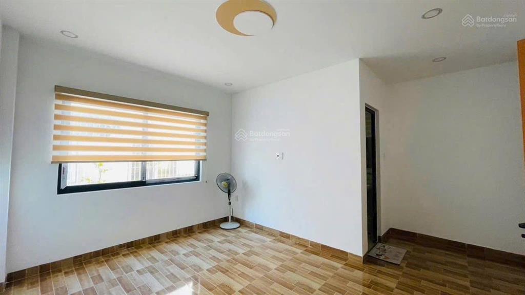 Bán nhà mới xây 3 tầng khu đô thị phước long a  nha trang. có thang máy. giá 8,7 tỷ