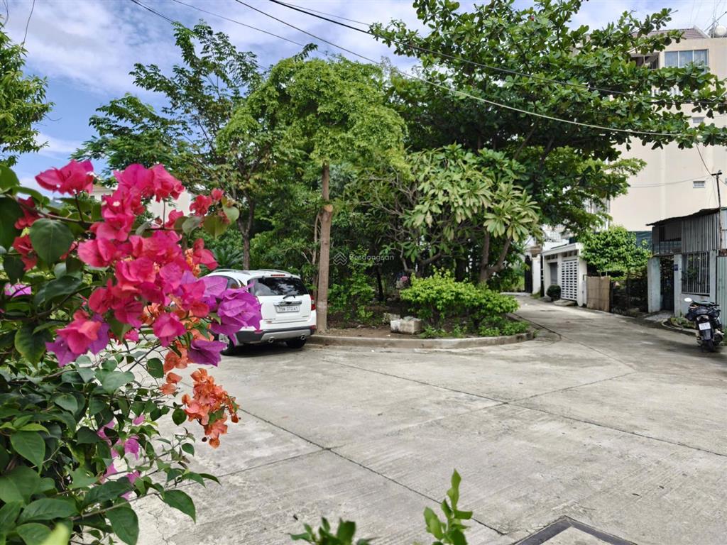 Bán đất các biển đường lý thái tổ hòn xện nha trang giá 5,5 tỷ