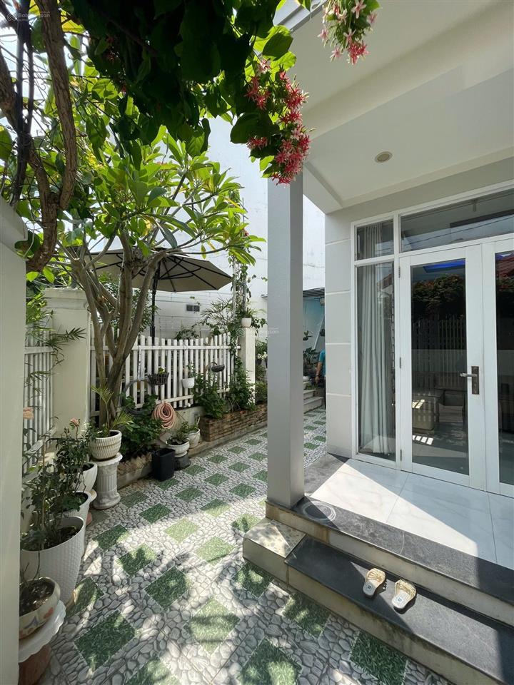Bán villa mini 2 tầng hẻm đường phú trung vĩnh thạnh nha trang. giá 4,6 tỷ