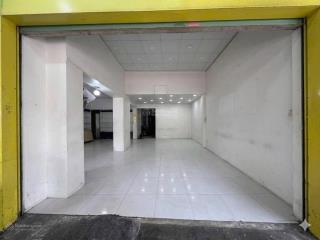 Bán nhà cấp 4 kinh doanh ngay đối diện chợ bình tân phước long nha trang. giá 11 tỷ 350 triệu