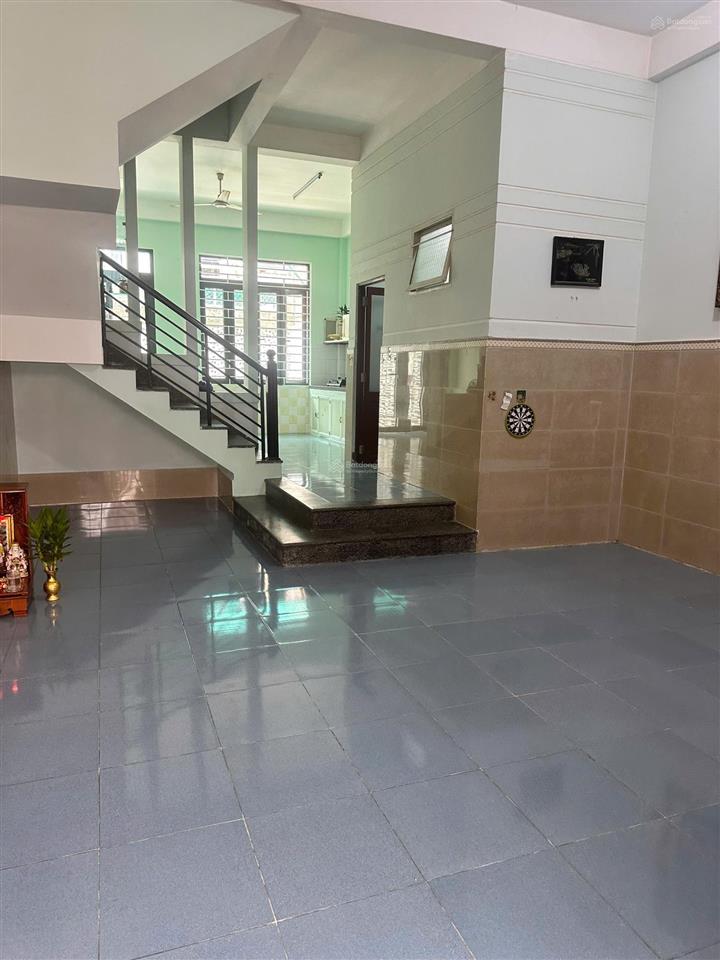 Bán nhà 2 tầng, đường b3, kdc bắc vĩnh hải, cách biển 800m, 105m2, giá 5 tỷ 950