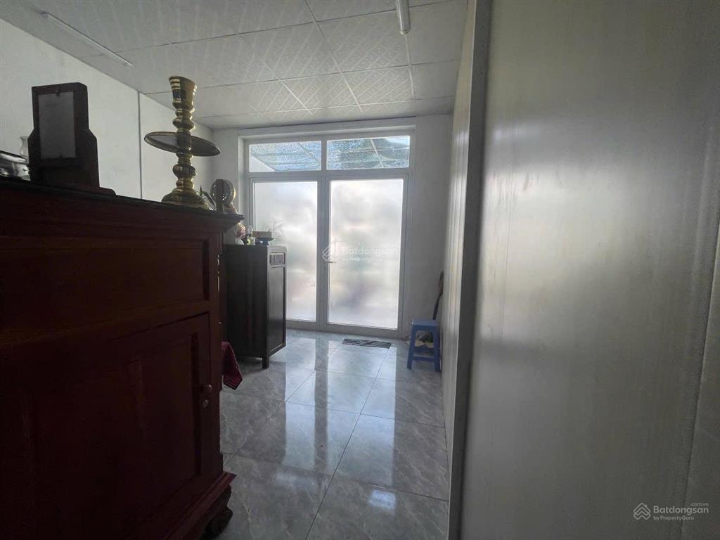 Bán nhà 2 tầng 1 tum mặt tiền đường định cư phước hoà nha trang giá 7 tỷ