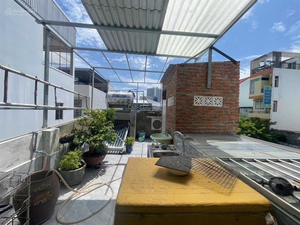 Bán nhà 2 tầng 1 tum mặt tiền đường định cư phước hoà nha trang giá 7 tỷ