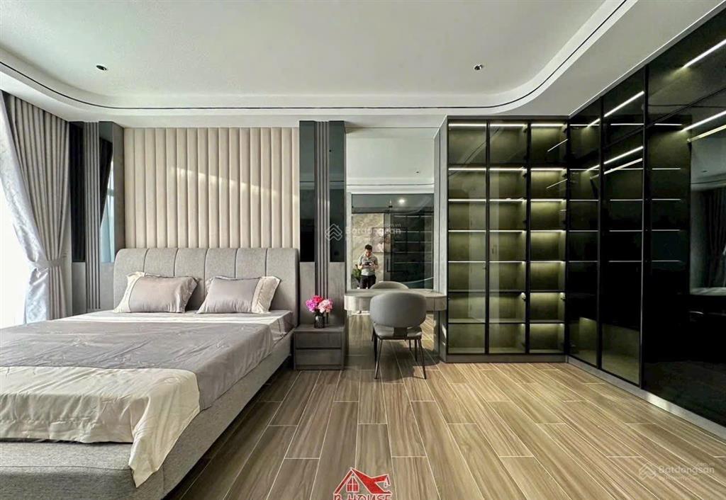 Bán nhà 3 tầng full nội thất cao cấp mỹ gia gói 8 nha trang giá 9,3 tỷ