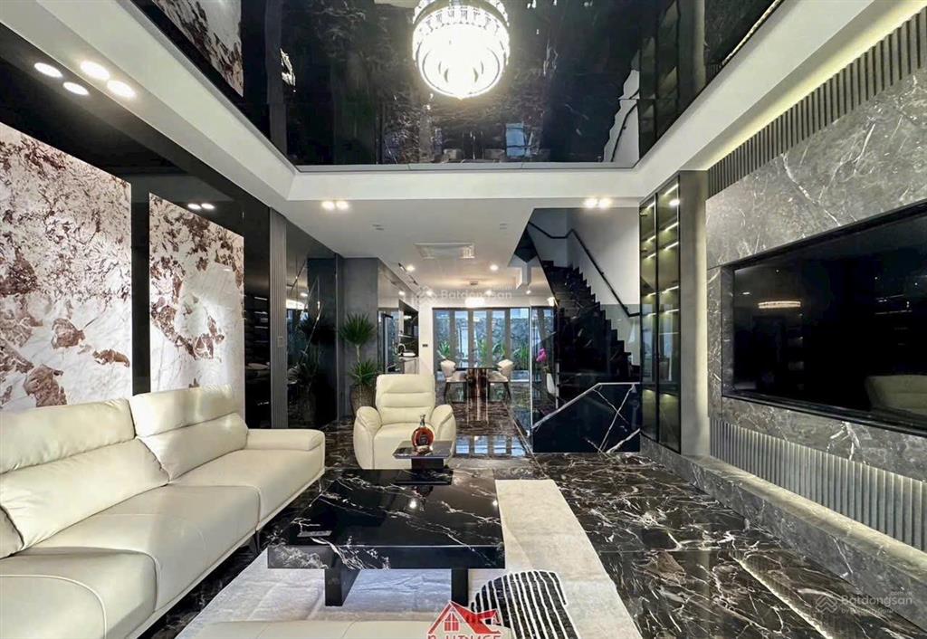 Bán nhà 3 tầng full nội thất cao cấp mỹ gia gói 8 nha trang giá 9,3 tỷ