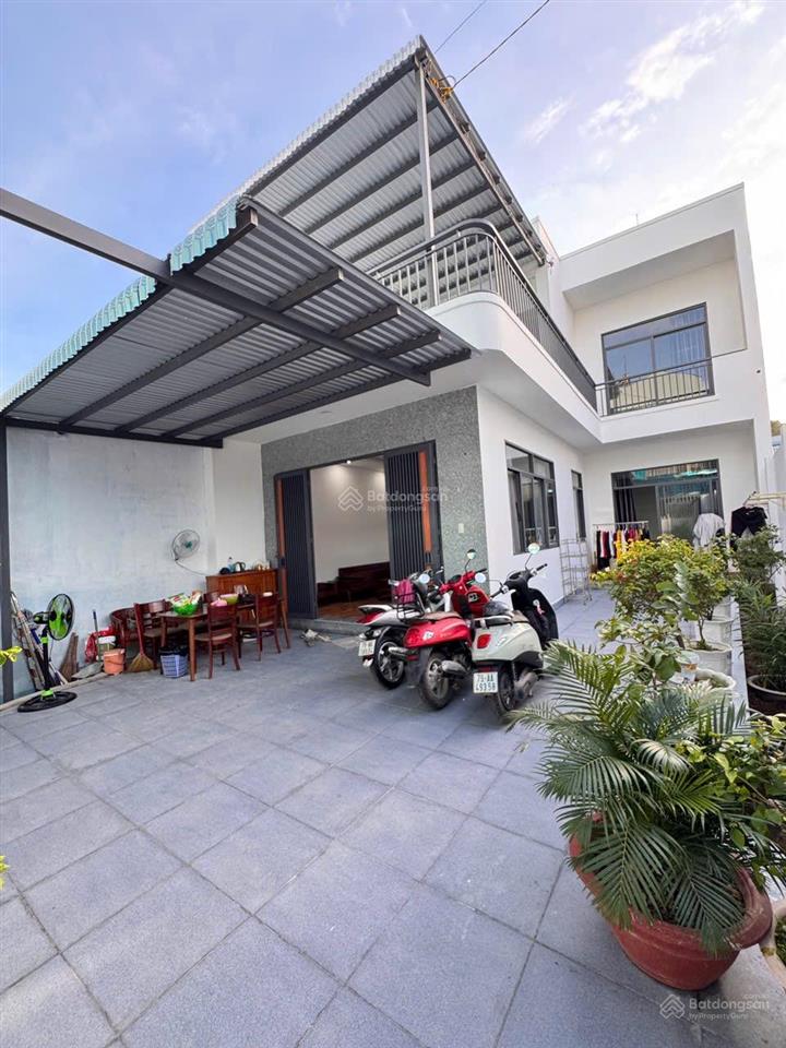 Bán nhà vườn nghỉ dưỡng biển trần phú vĩnh nguyên nha trang giá 6,5 tỷ