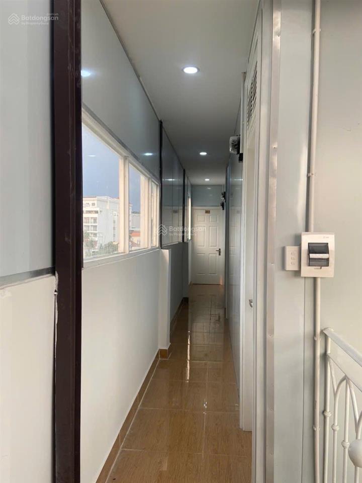 Chính chủ cho thuê chdv full nt thảo điền ở ngay cửa sổ giá 3,4tr kdc an ninh vip.  0901 600 ***