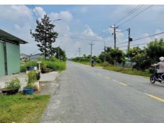 Chính chủ bán lô đất 3500m tân trụ view sông cách chợ 100m giá 3 tỷ chốt 2,4 tỷ  0901 600 *** phi