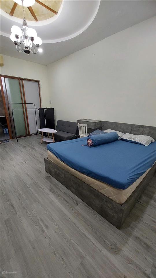 Mình trống phòng dạng ban công view lmark 81 tại 63 ung văn khiêm 6,5tr loại 1pn  0901 600 ***