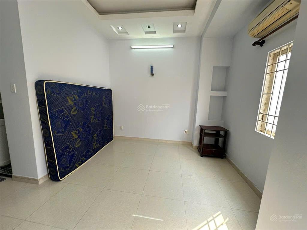 Chính chủ cho thuê phòng trọ ful nt ở ngay q.10 cmt8 giá 3,5tr  em ạ 0901 600 *** phi nguyễn