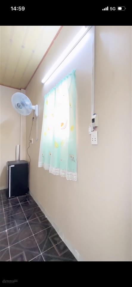 Chính chủ cho thuê căn hộ 391 trần hưng đạo q.1 full nt ban công giá 4,5tr  0901 600 *** ph