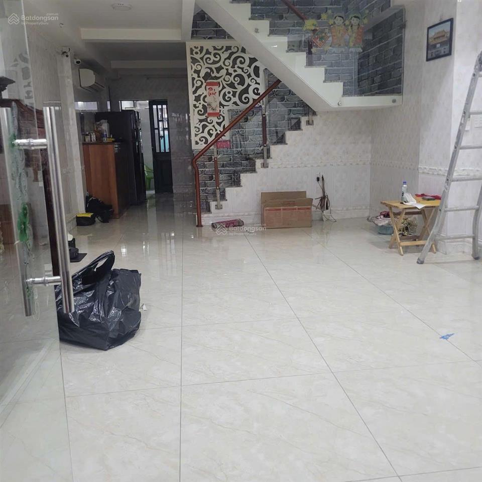 Cho thuê nhà nguyên căn mặt tiền đường số tân quy, quận 7 diện tích 5m x 20m kết cấu 1 trệt 3 lầu