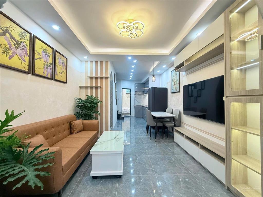 Hẻm thông lê quang định trần bình trọng bình thạnh 19,9tr ạ 3pn 1pk 3wc 1st 1 bếp  mình nha phi