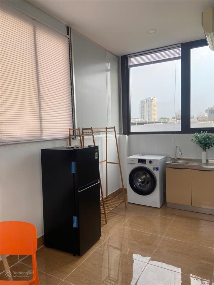 Chính chủ cho thuê chdv full nt thảo điền ở ngay ban công giá 7,5tr kdc an ninh vip  0901 600 ***