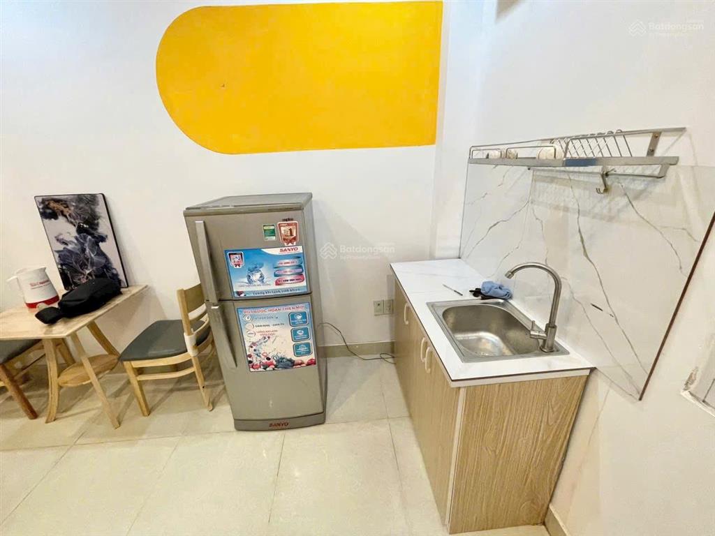 6.700.000 máy giặt riêng (1pn + cửa sổ trời), điện 4k nước 120k d mình nha 0901 600 *** phi nguyễn