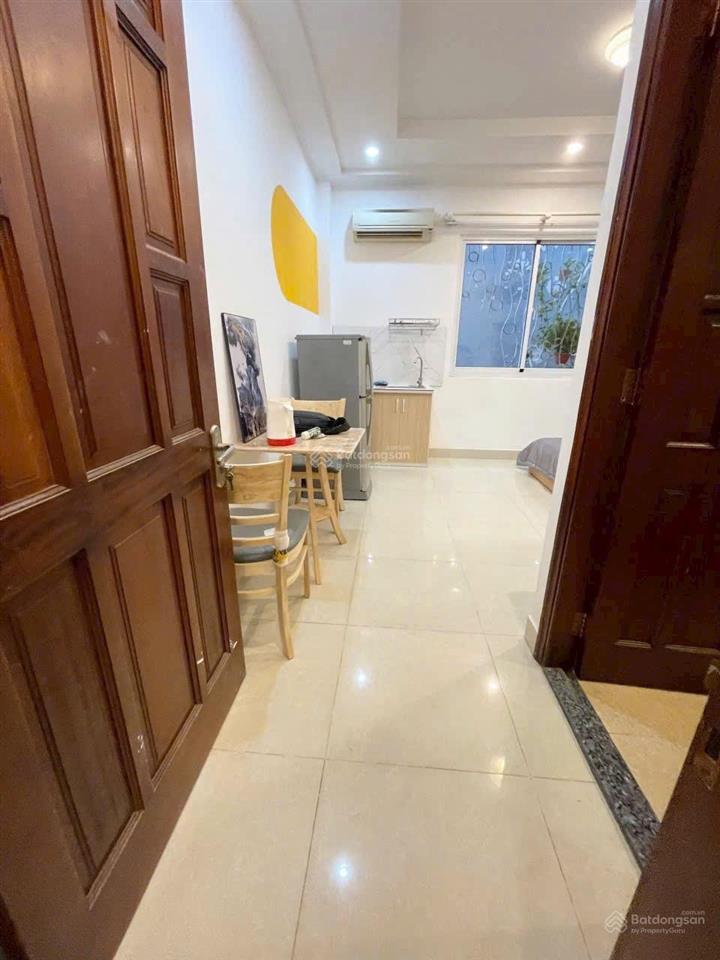 6.700.000 máy giặt riêng (1pn + cửa sổ trời), điện 4k nước 120k d mình nha 0901 600 *** phi nguyễn