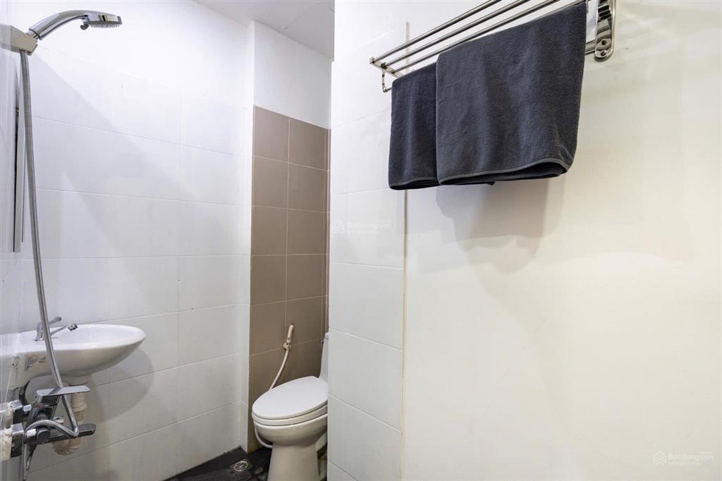 Chính chủ cho thuê chdv ful nt có hầm tại chợ bến thành đặng thị nhu q.1 giá 8tr  0901 600 *** ph