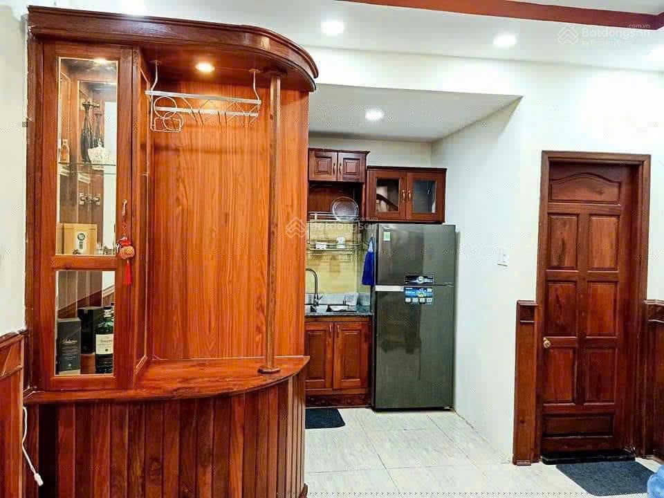 Chính chủ cho thuê nhà ở & làm vp ở hxh 169 vts q3 giá 26tr cọc 2 full nt 5pn 5wc 3t  0901 600 ***.