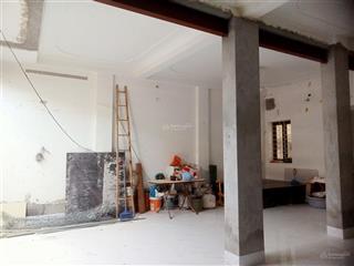 Cho thuê cửa hàng phố la thành 52m2 mặt tiền 5m2