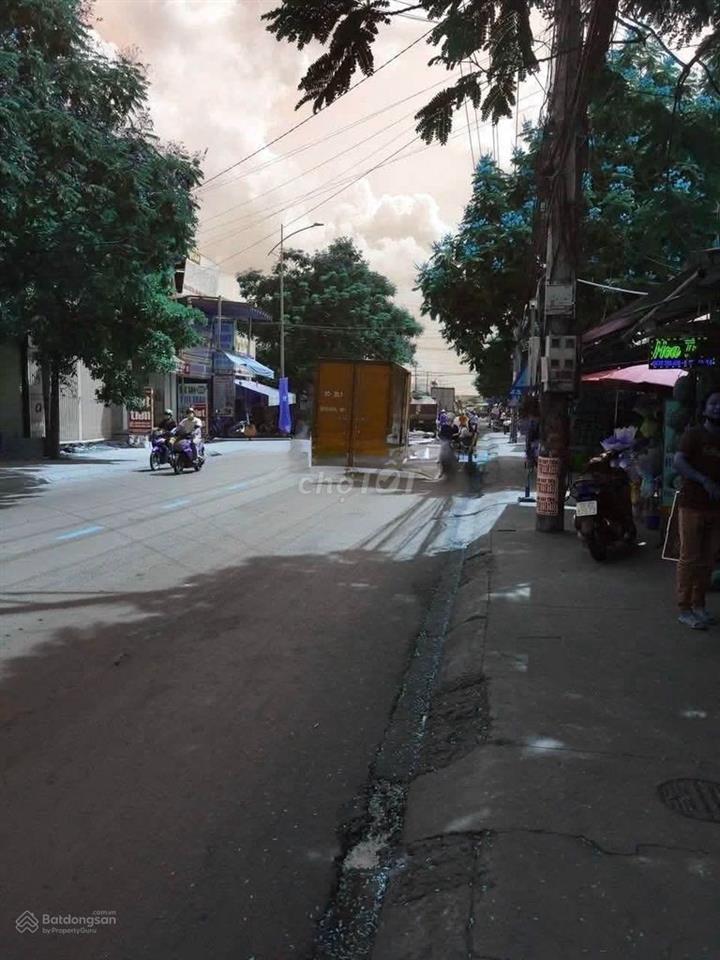 Bán đất mặt tiền Nguyễn Trãi, Dĩ An, Bình Dương, 246m2