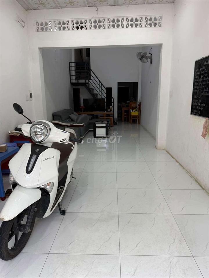BÁN RẺ NHÀ ĐÔNG HÒA DĨ AN GẦN LÀNG ĐẠI HỌC