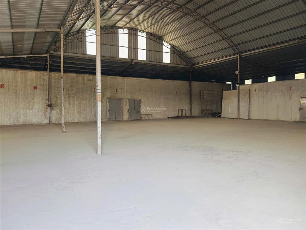 Nhà kho 600m2 tại ngô gia tự, long biên, xe container vào tận nơi
