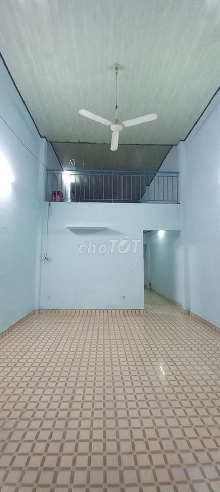 Cho thuê nhà nguyên căn hẻm Đặng Thúc Vịnh, Hóc Môn Giá 4T/tháng