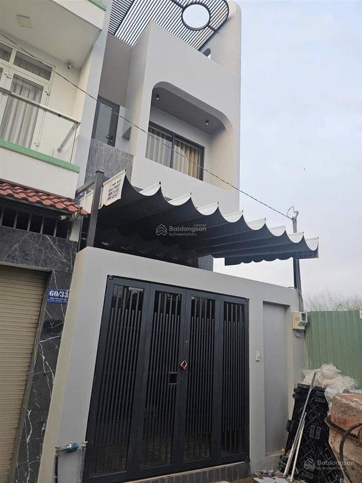 Cần bán căn nhà mới 1 trệt 2 lầu 4 phòng ngủ 4x16 64.7m hẻm 60 đường hoàng hữu nam giá 6.2 ty