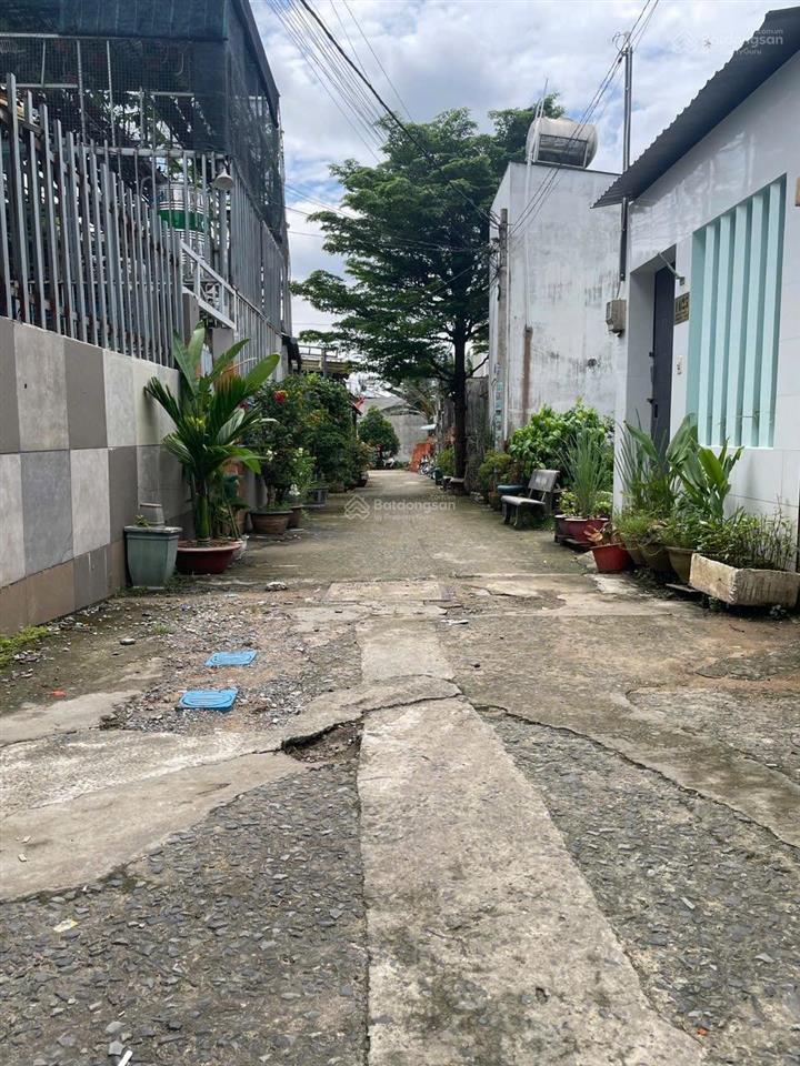 Cần bán lô đất đ26 nguyễn xiển kế bên vinhomes 79.9m kdc hiện hữu ngang 5m giá 3 ty rẻ nhất kv này