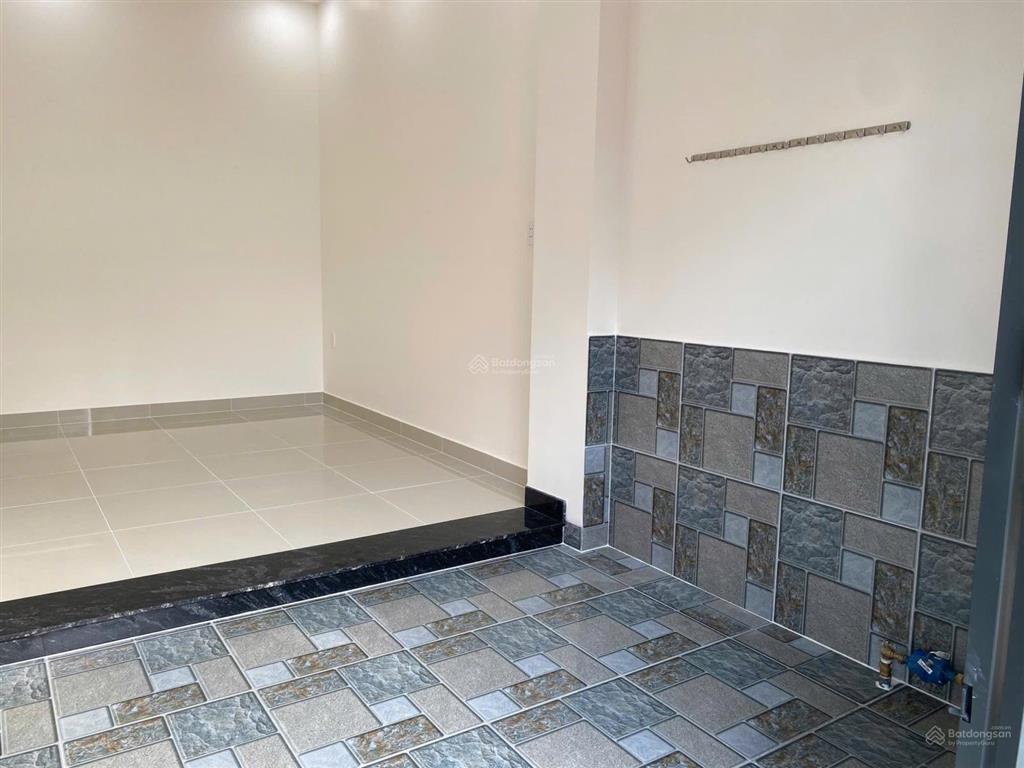 Bán căn nhà cấp 4 mới đẹp ở kdc đường 22 sát vinhomes 53.6m giá 3.6 tỷ cho thuê đc 6tr/th đường 10m