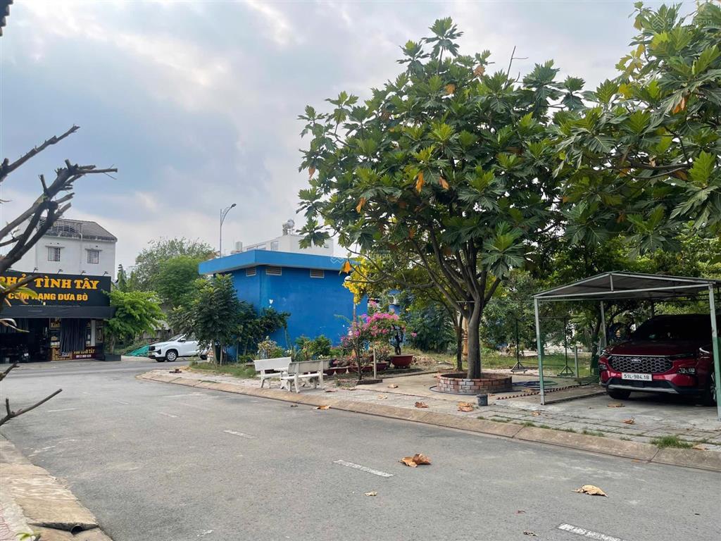 Bán lô đường 5b đối diện cvien 7x20 138.2m 8 tỷ khu tdc phước thiện kế bên vinhomes giá tốt nhất kv