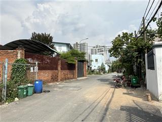 Cần bán lô đất 5x21 104.5m giá 5.5 tỷ ở đường 21 kế bên vinhomes giá tốt nhất kv xây đc 5 tầng