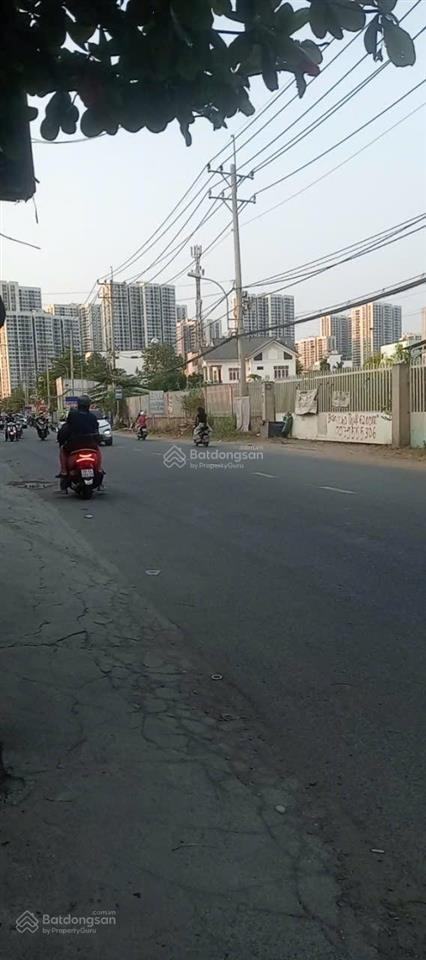 Kẹt tiền bán lô đất 66.2m 1 sẹc nguyễn xiển xây đc 5 tầng phù hợp làm khách sạn kế vinhomes