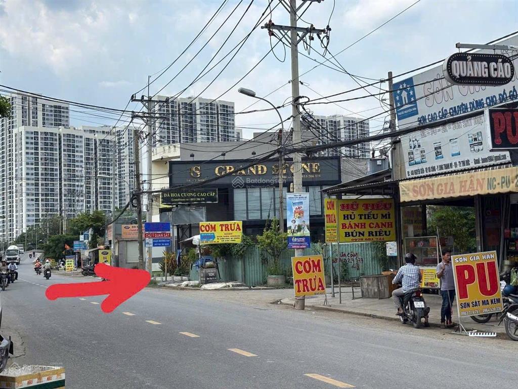 Kẹt tiền bán lô mặt tiền đường nguyễn xiển 96.5m2, giá 7,2 tỷ cách vinhomes 150m giá hời
