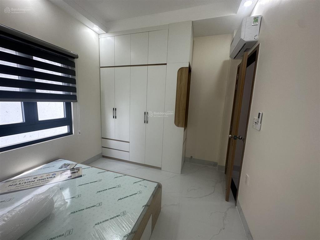 Bán căn nhà phố 3 tầng 4 phòng ngủ full nội thất ở kdc đường 22 nguyễn xiển kế vinhomes giá 5.6 tỷ