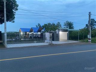 Bán nhà vườn đồng nai, dt 1472m2, 3pn,6wc, kiốt kinh doanh, mặt tiền 768