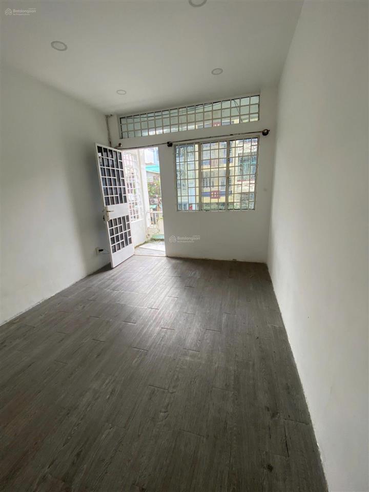Cho thuê nhà mặt phố tại huỳnh tấn phát, 100 triệu, 975 m2 ngang 19,5m, giá tốt