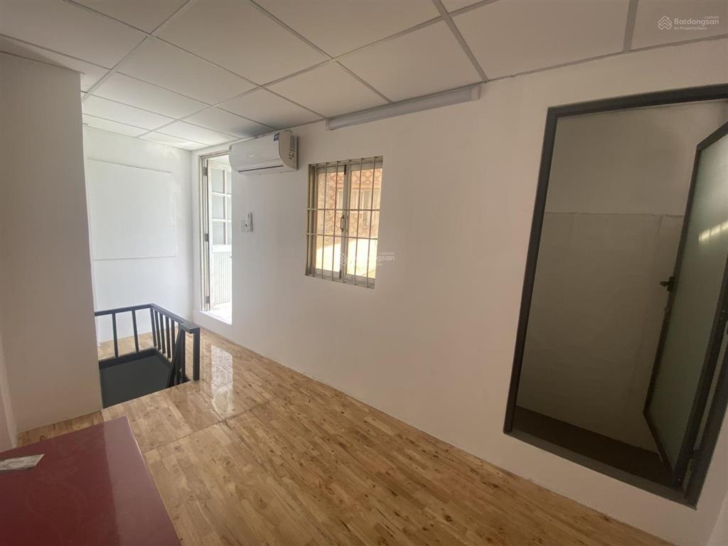 Cho thuê phòng cao cấp 30m² kdc phú mỹ vạn phát hưng, miễn phí điện nước, giá 5 triệu/tháng