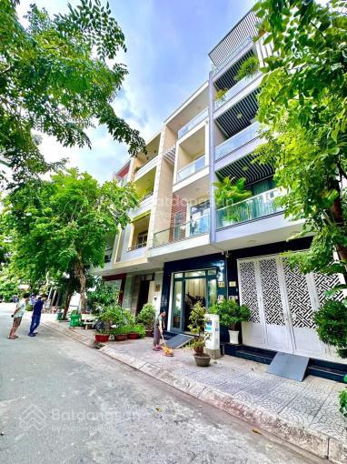 Cho thuê bt 5pn, 2 tầng, 40 triệu, 220.5m2 tại kdc phú mỹ, q7, tp.hcm hàng hiếm giá tốt
