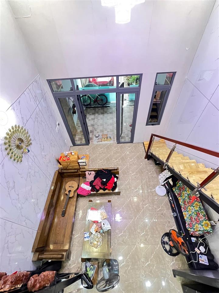 Bán nhà 1 trệt 1 lửng ( 133m2  3pn sân xe hơi đường xe hơi quay đầu