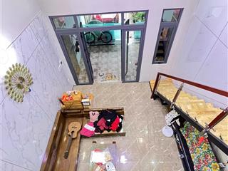 Bán nhà 1 trệt 1 lửng ( 133m2  3pn sân xe hơi đường xe hơi quay đầu