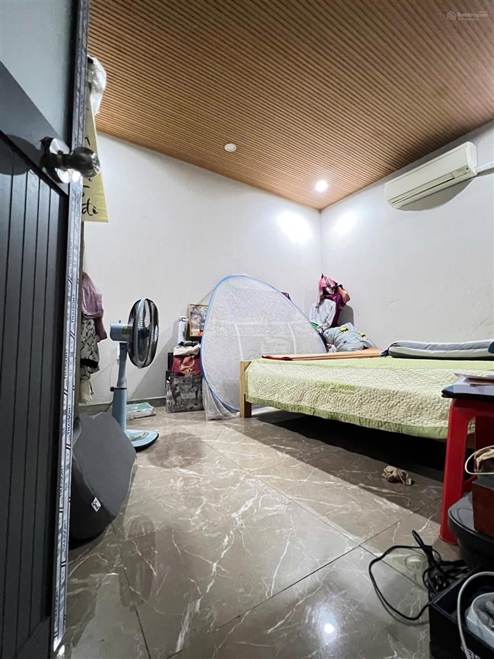 Bán nhà 1 trệt 1 lửng ( 133m2  3pn sân xe hơi đường xe hơi quay đầu