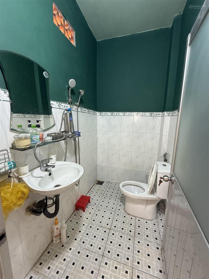 Bán nhà 1 trệt  1 lầu kdc bửu long